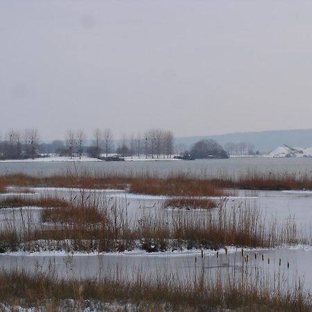 Chambres D'Hotes Au Temps Des Cerises Jumièges Exterior foto